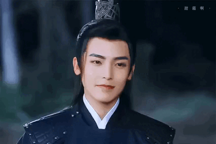 Cảnh trở mặt của Hầu Minh Hạo trong bộ phim cổ trang hài lãng mạn Ta Chính Là Cô Nương Như Thế. Có lẽ điều đọng lại nhiều nhất với CDM chính là nụ cười nhếch như bỏ bùa mê của Hầu Minh Hạo.