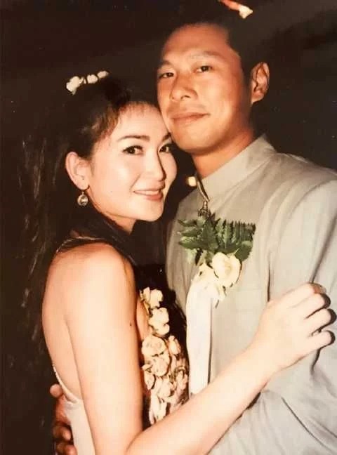 'Tô Đát Kỷ đẹp nhất màn ảnh' khoe thân hình mướt mát như lúa non ở tuổi U60 - Ảnh 3 'Tô Đát Kỷ đẹp nhất màn ảnh' khoe thân hình mướt mát như lúa non ở tuổi U60 - Ảnh 3