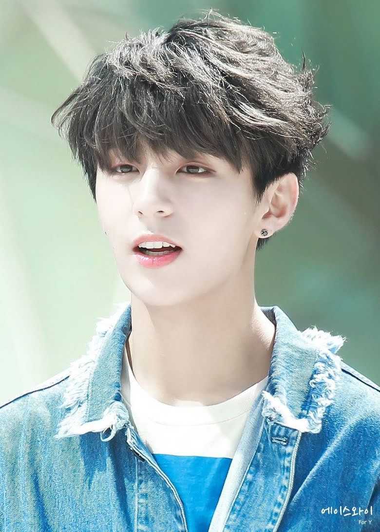 New (THE BOYZ), L (INFINITE) lọt top 11 idol có nghệ danh xu cà na nhất Kbiz 9 New (THE BOYZ), L (INFINITE) lọt top 11 idol có nghệ danh xu cà na nhất Kbiz 9