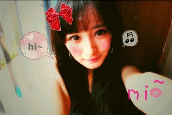 Hình ảnh ngây thơ, đáng yêu của Dương Mịch khi chưa nổi tiếng. Hình ảnh ngây thơ, đáng yêu của Dương Mịch khi chưa nổi tiếng.