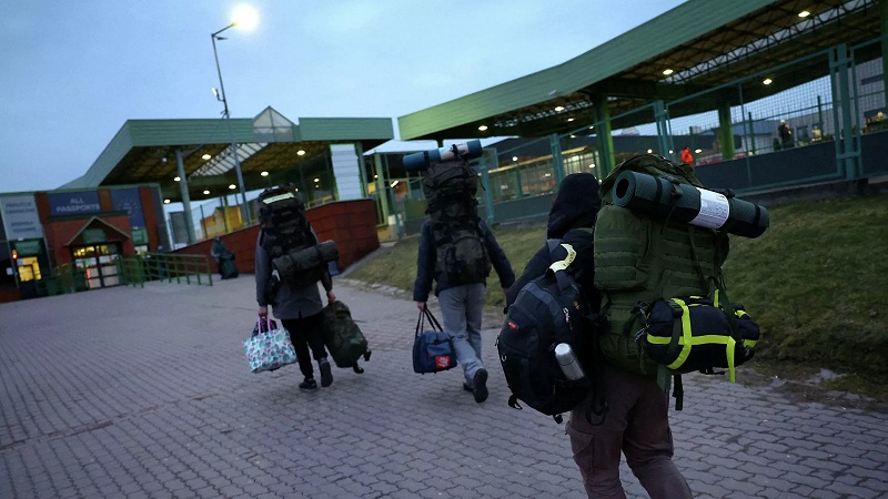 Trước đó, Tổng thống Ukraine Zelensky tuyên bố có khoảng 16.000 lính đánh thuê nước ngoài muốn sát cánh cùng Kiev. Ảnh: Reuters