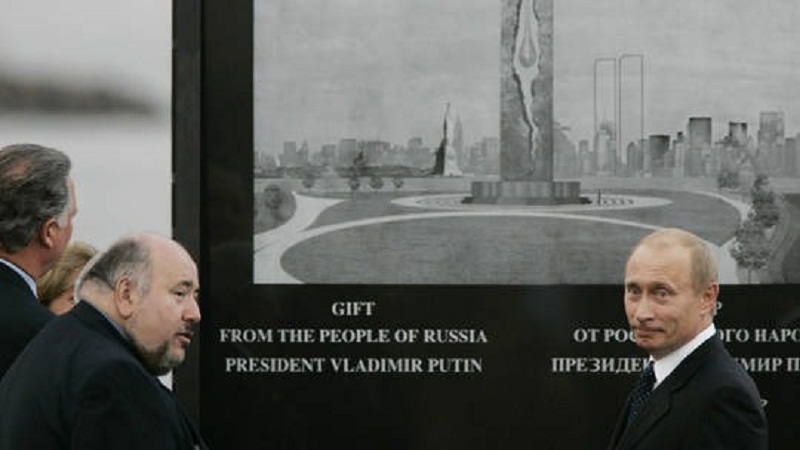 Tên Tổng thống Putin bị loại khỏi đài tưởng niệm 11/9 1