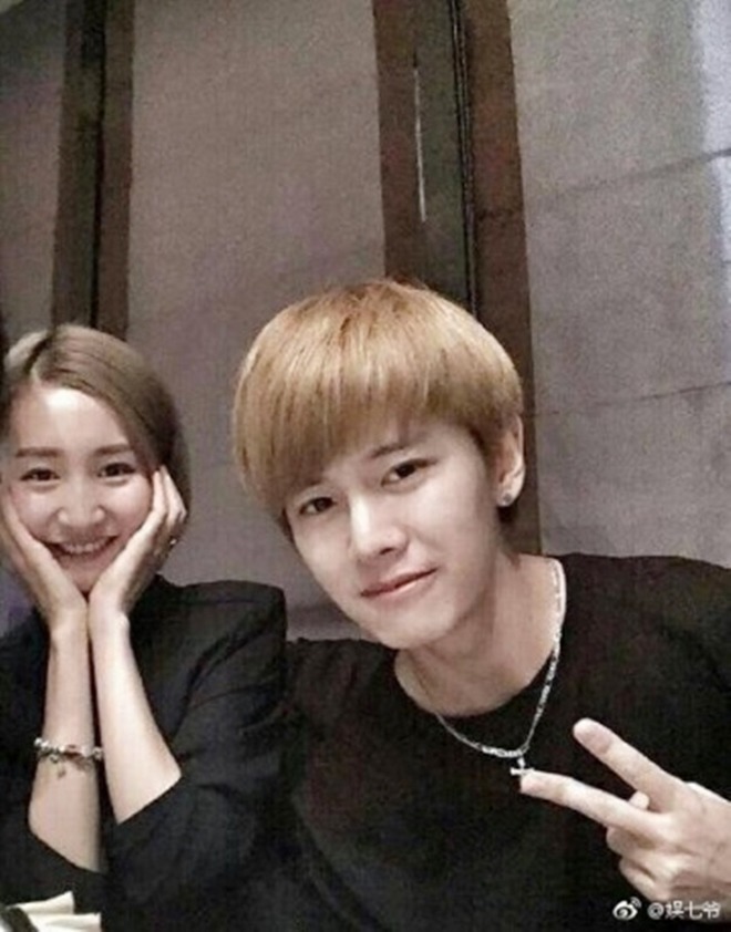 Nhậm Gia Luân và Nhiếp Hoan kết hôn từ khi nam diễn viên chưa thành công trong sự nghiệp. Nhậm Gia Luân và Nhiếp Hoan kết hôn từ khi nam diễn viên chưa thành công trong sự nghiệp.