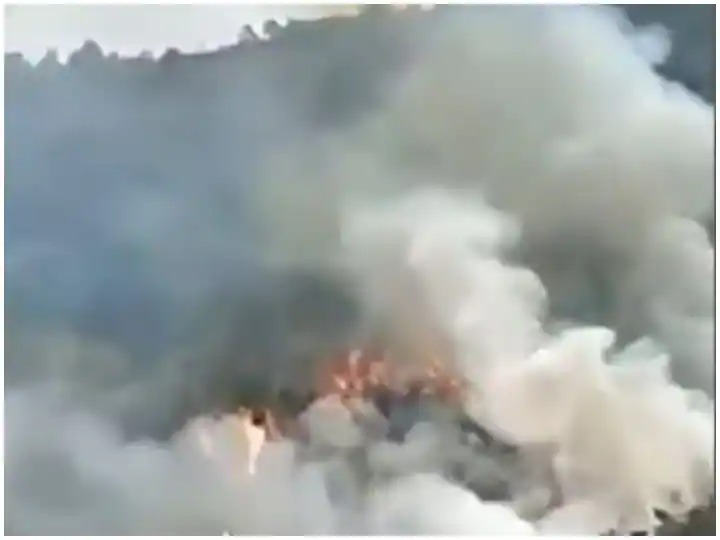 Hiện trường vụ tai nạn máy bay tại Trung Quốc.