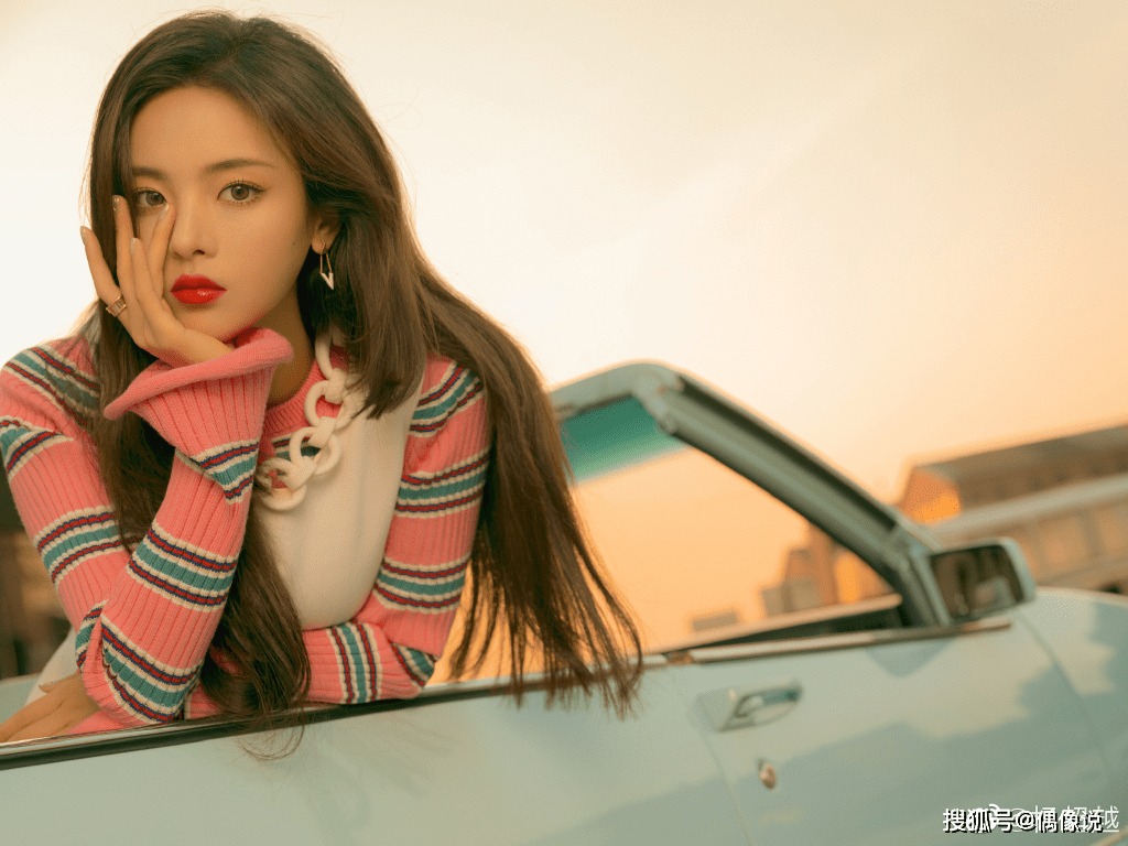 Dương Siêu Việt lấy 'vật báu ngàn vàng' của sao nữ ra để thề không hút thuốc lá - Ảnh 2