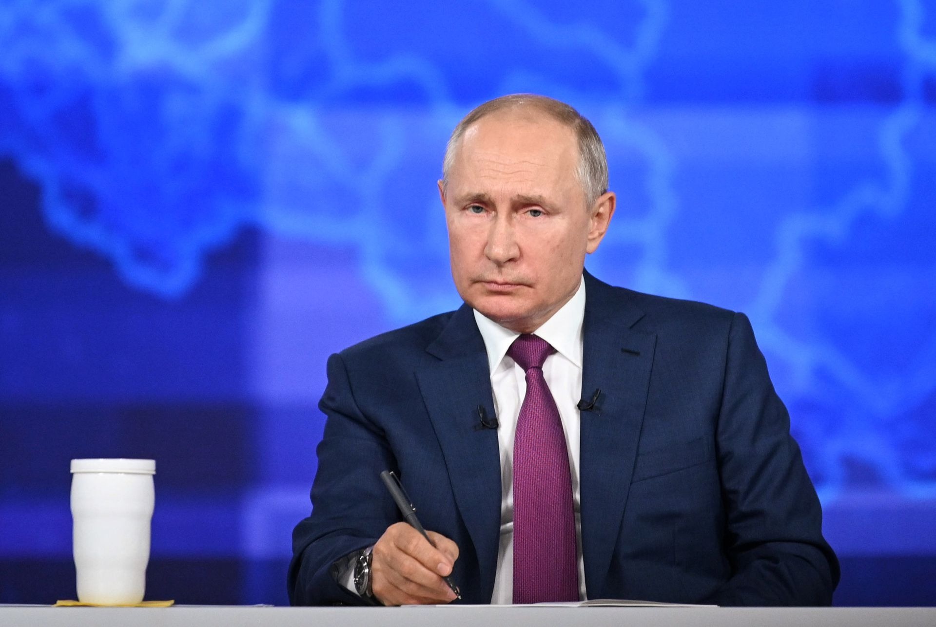 Putin ra sắc lệnh đặc biệt 'cứu' Nga khỏi các lệnh trừng phạt và tấn công mạng từ phương Tây 2