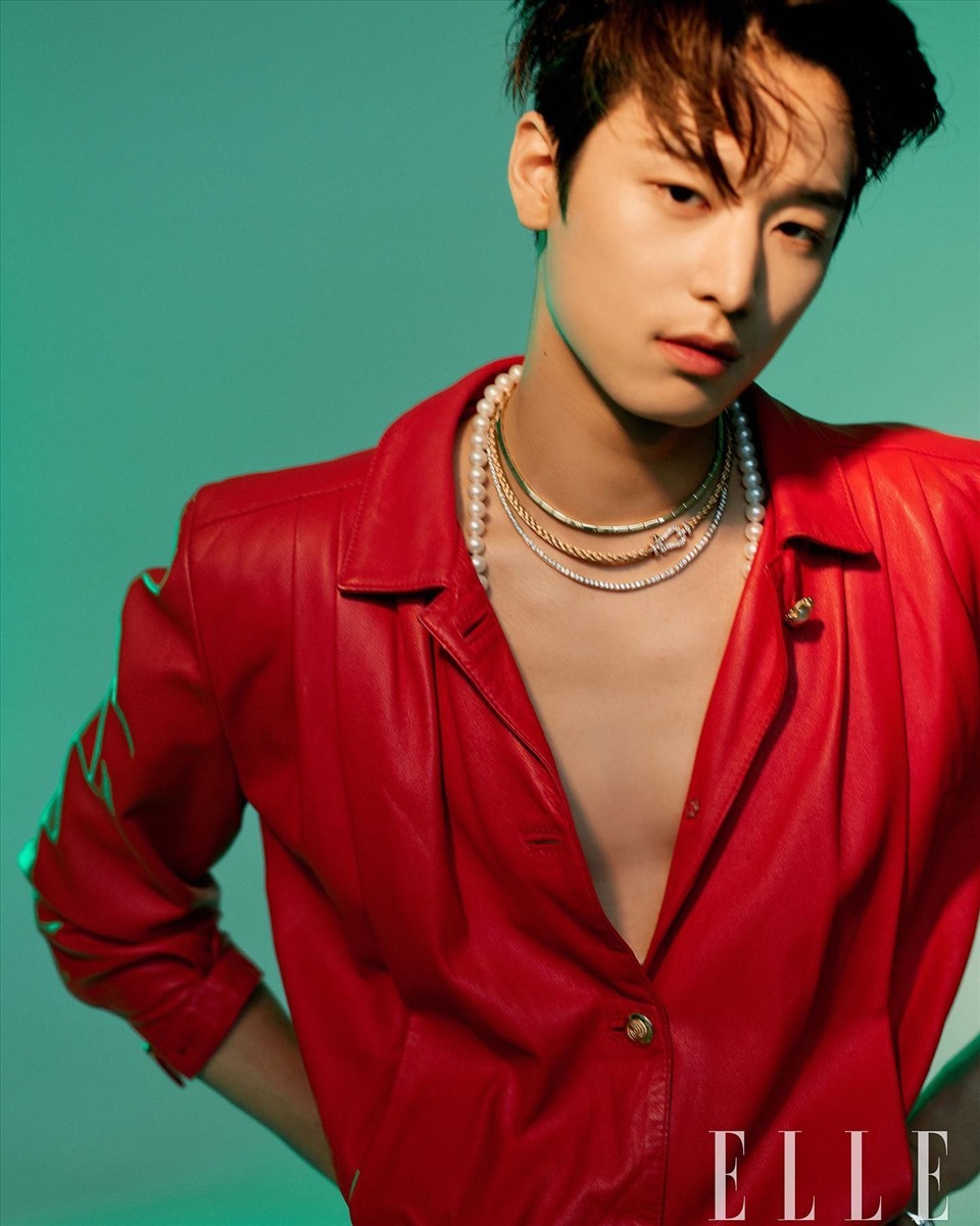 Top 20 'ông hoàng visual' Kpop năm 2022: Donghae (Super Junior) và Jin (BTS) sở hữu số phiếu bình chọn gây sốc 11