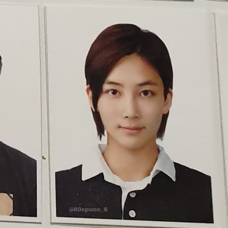 Ảnh hộ chiếu thời nai tơ của SEVENTEEN khiến fan mềm lòng - Ảnh 4