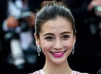 Khi 10 nữ thần Cbiz rũ bỏ bộ lọc: Lệ Dĩnh mụn chi chít vẫn xinh, Dương Mịch mặt nhàu - Ảnh 9