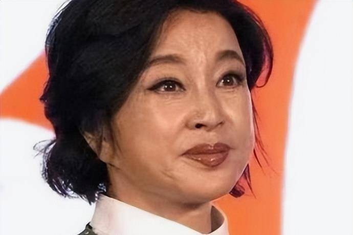 Khi 10 nữ thần Cbiz rũ bỏ bộ lọc: Lệ Dĩnh mụn chi chít vẫn xinh, Dương Mịch mặt nhàu - Ảnh 7