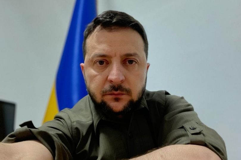 Tổng thống Ukraine: Nga hoặc đàm phán hòa bình, hoặc biến mất vĩnh viễn trên trường quốc tế Tổng thống Ukraine: Nga hoặc đàm phán hòa bình, hoặc biến mất vĩnh viễn trên trường quốc tế