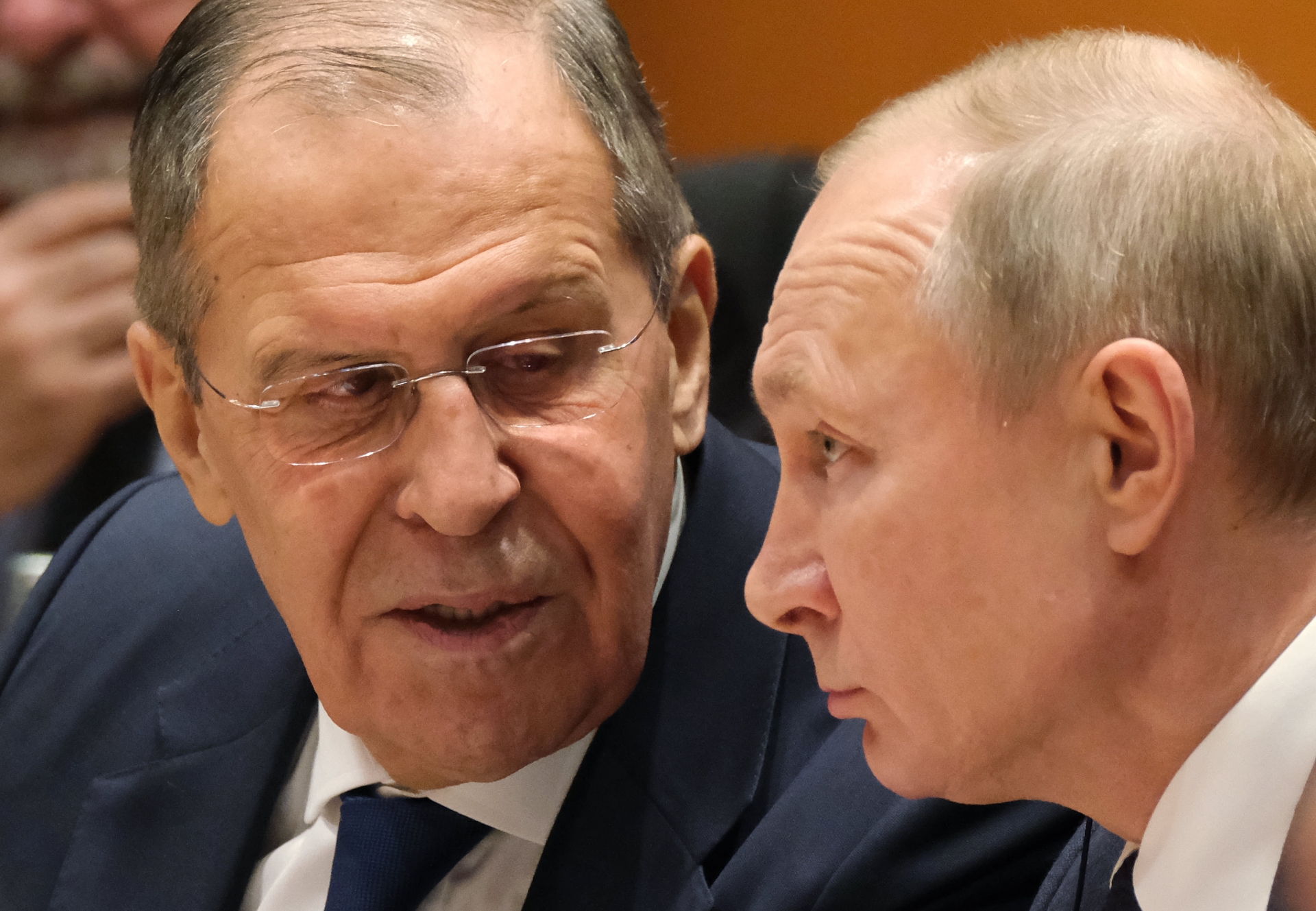 Ngoại trưởng Nga Sergey Lavrov và Tổng thống Putin.