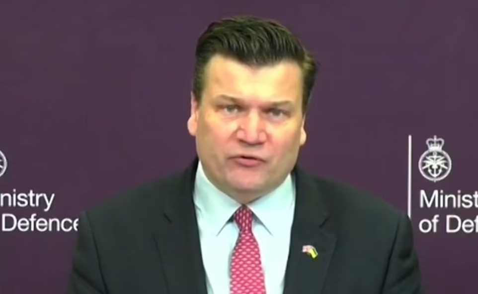 Thứ trưởng Quốc phòng Anh James Heappey