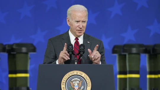 Joe Biden mô tả sứ mệnh của Mỹ tại Ukraine, không đơn giản là chuyển vũ khí cho đồng minh Joe Biden mô tả sứ mệnh của Mỹ tại Ukraine, không đơn giản là chuyển vũ khí cho đồng minh