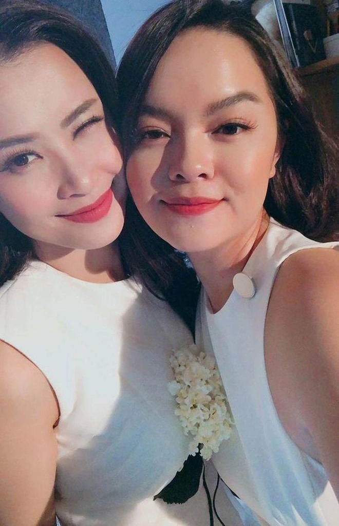 Đông Nhi và Phạm Quỳnh Anh là những người chị em thân thiết. Đông Nhi và Phạm Quỳnh Anh là những người chị em thân thiết.