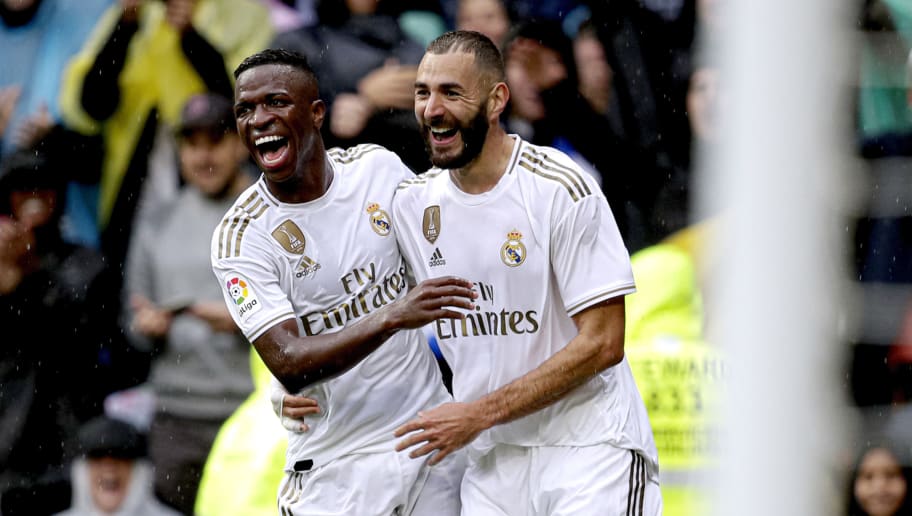 Real đang bay cao với cặp đôi Benzema và Vinicius Real đang bay cao với cặp đôi Benzema và Vinicius