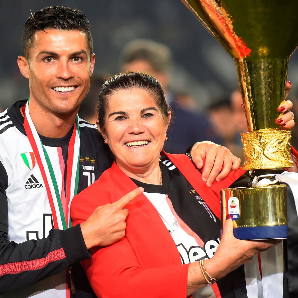 Hé lộ kế hoạch giải nghệ của Ronaldo: Dấu hỏi về nghiệp HLV? 1 Hé lộ kế hoạch giải nghệ của Ronaldo: Dấu hỏi về nghiệp HLV? 1