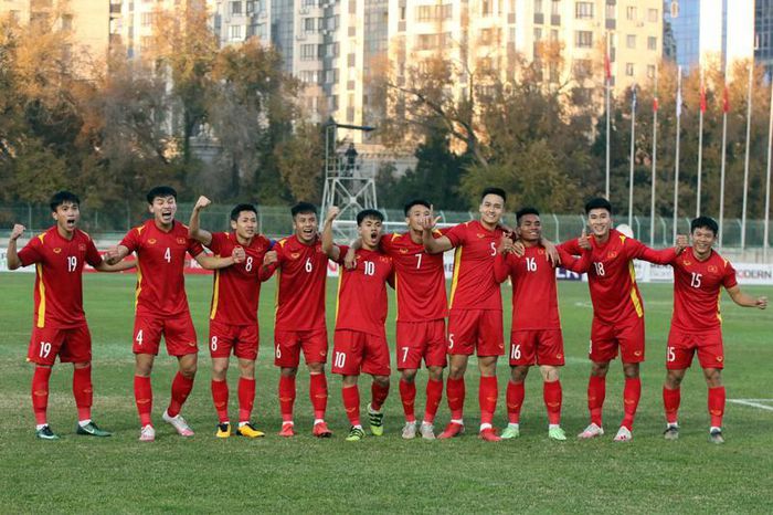 HLV Park Hang Seo dẫn dắt U23 Việt Nam đến hết SEA Games 31 2