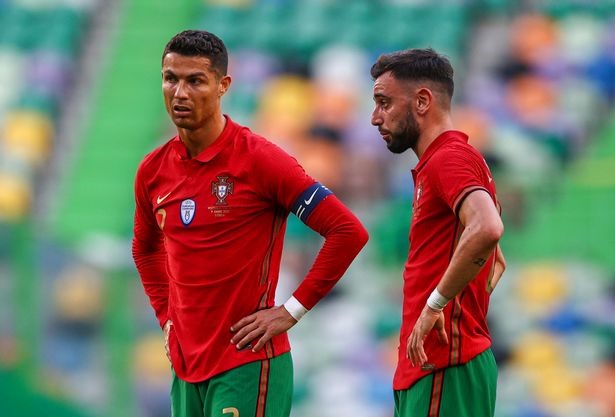 Thua ngược phút 90', Bồ Đào Nha và Ronaldo phải tranh vé vớt dự World Cup 2022 2