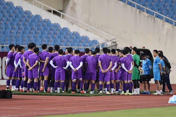 ĐT Việt Nam tăng cường tập luyện trước trận đấu với Saudi Arabia 1