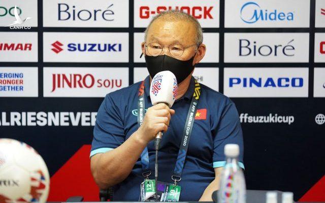 HLV Park nhắc trọng tài xem lại trận đấu, hẹn lật ngược thế cờ trước Thái Lan 2