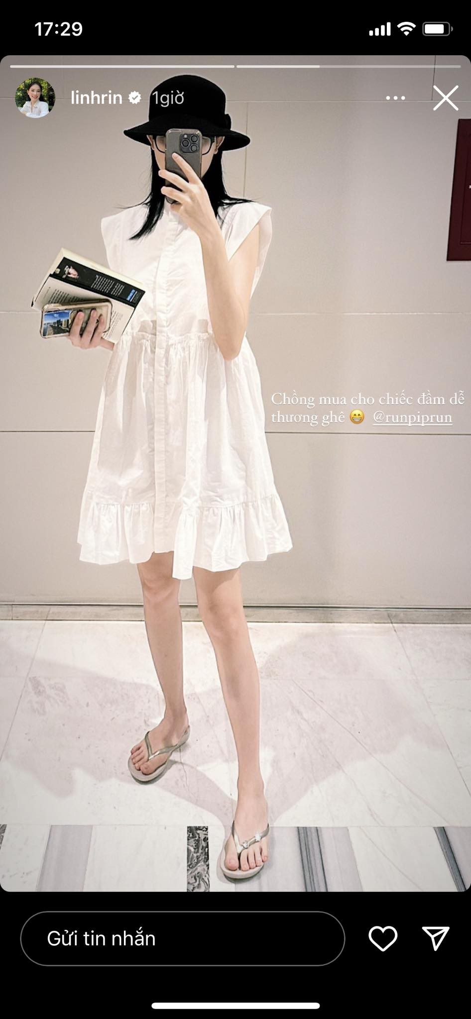 Linh Rin diện đầm được chồng mua vô cùng đáng yêu.