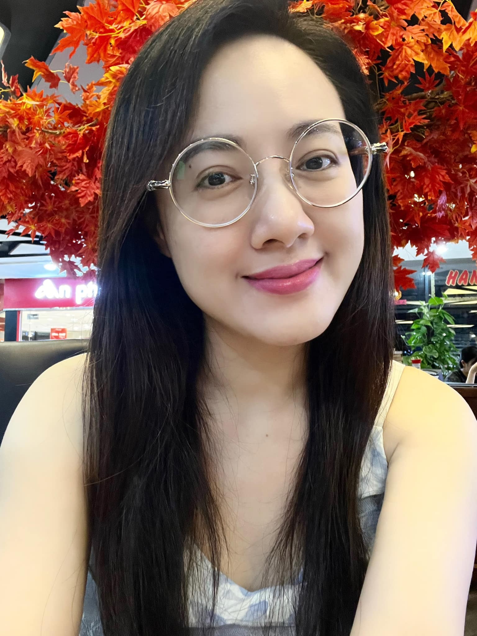 Cận cảnh mặt mộc của nữ BTV nổi tiếng ở VTV. Ảnh: FBNV.