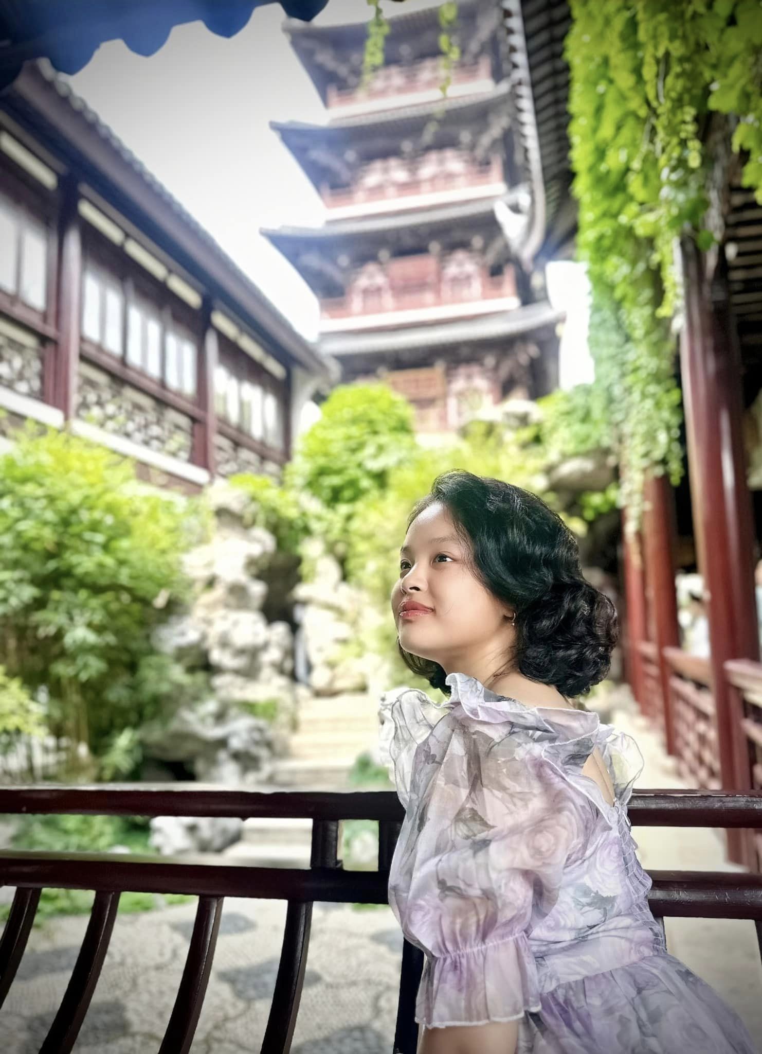 Suti - Con gái cựu mẫu Thúy Hạnh khoe nhan sắc trong veo ở tuổi 15 - Ảnh 5