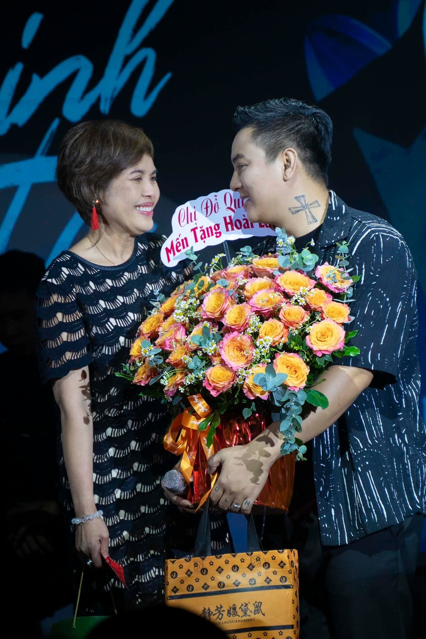 Hoài Lâm xuất hiện với ngoại hình bảnh bao trở lại sau thời gian tăng cân - Ảnh 2