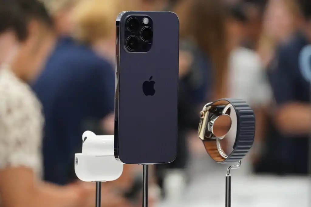 Những mẫu iPhone, iPad, Apple Watch chớ nên mua vào lúc này không 'phí tiền như chơi' - Ảnh 2