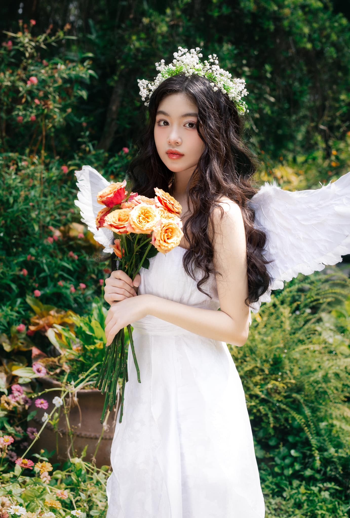 Lọ Lem nhà MC Quyền Linh ngày càng xinh đẹp, cuốn hút khi bước sang tuổi 18 - Ảnh 4