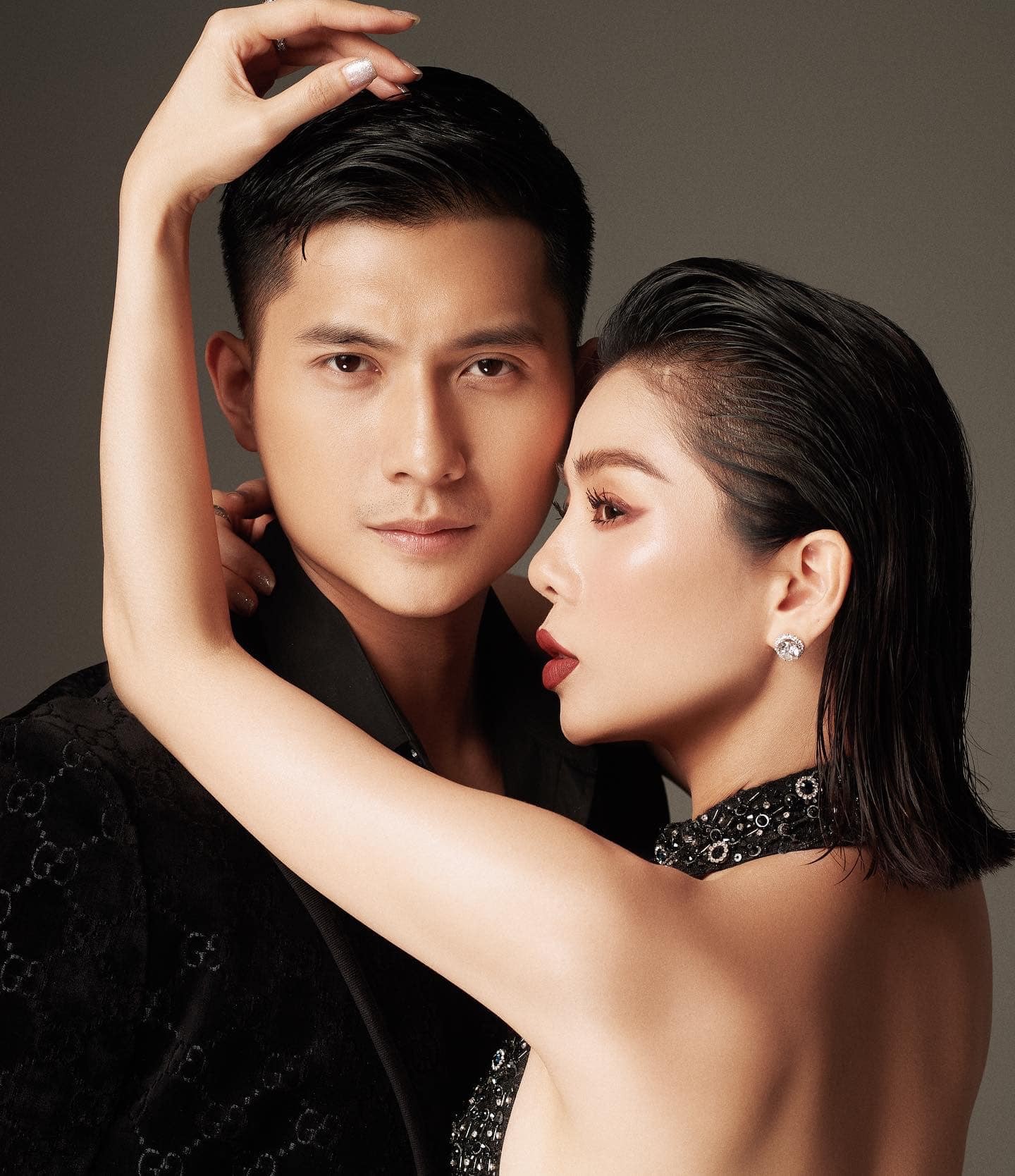 Bị soi về thời trang khi leo núi, Lệ Quyên đáp trả cực thâm thúy - Ảnh 6