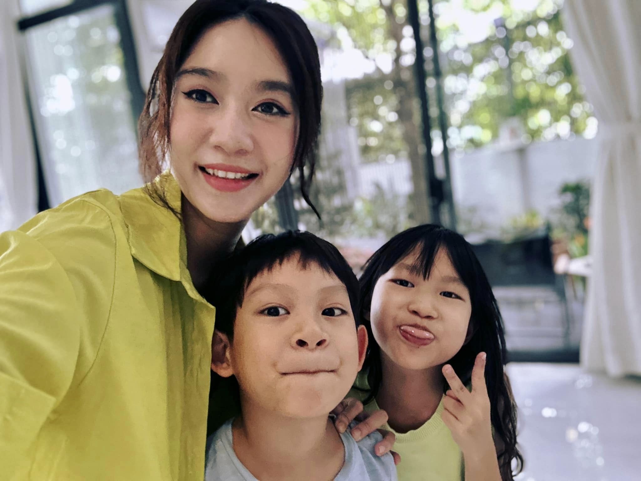 Lý Hải Minh Hà tổ chức sinh nhật cho quý tử, loạt quà sinh nhật gây bất ngờ vì quá giản dị - Ảnh 10