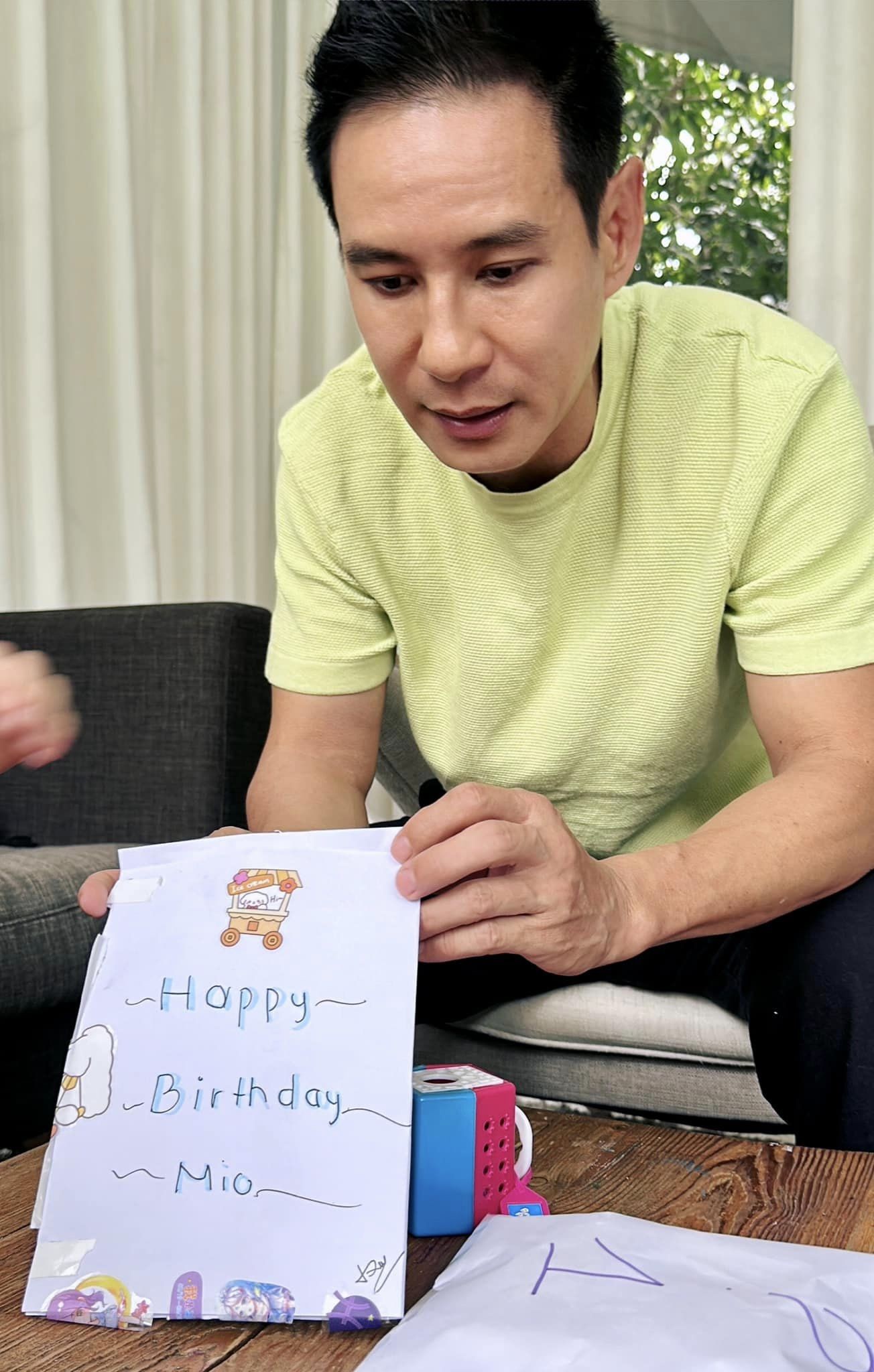 Lý Hải Minh Hà tổ chức sinh nhật cho quý tử, loạt quà sinh nhật gây bất ngờ vì quá giản dị - Ảnh 6