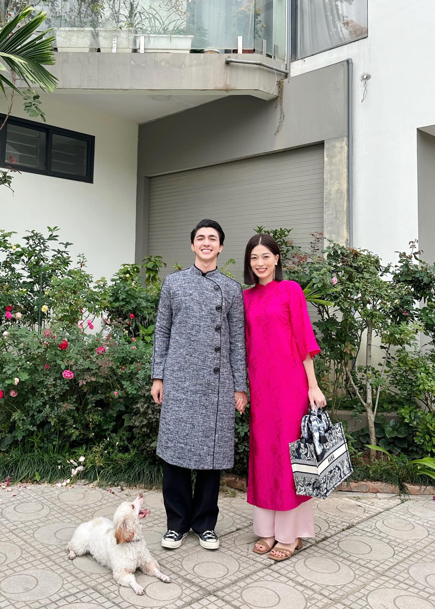 Bình An bị vợ ghen khi thấy kẹp tóc nữ trên xe, biết lý do ai cũng phì cười - Ảnh 1