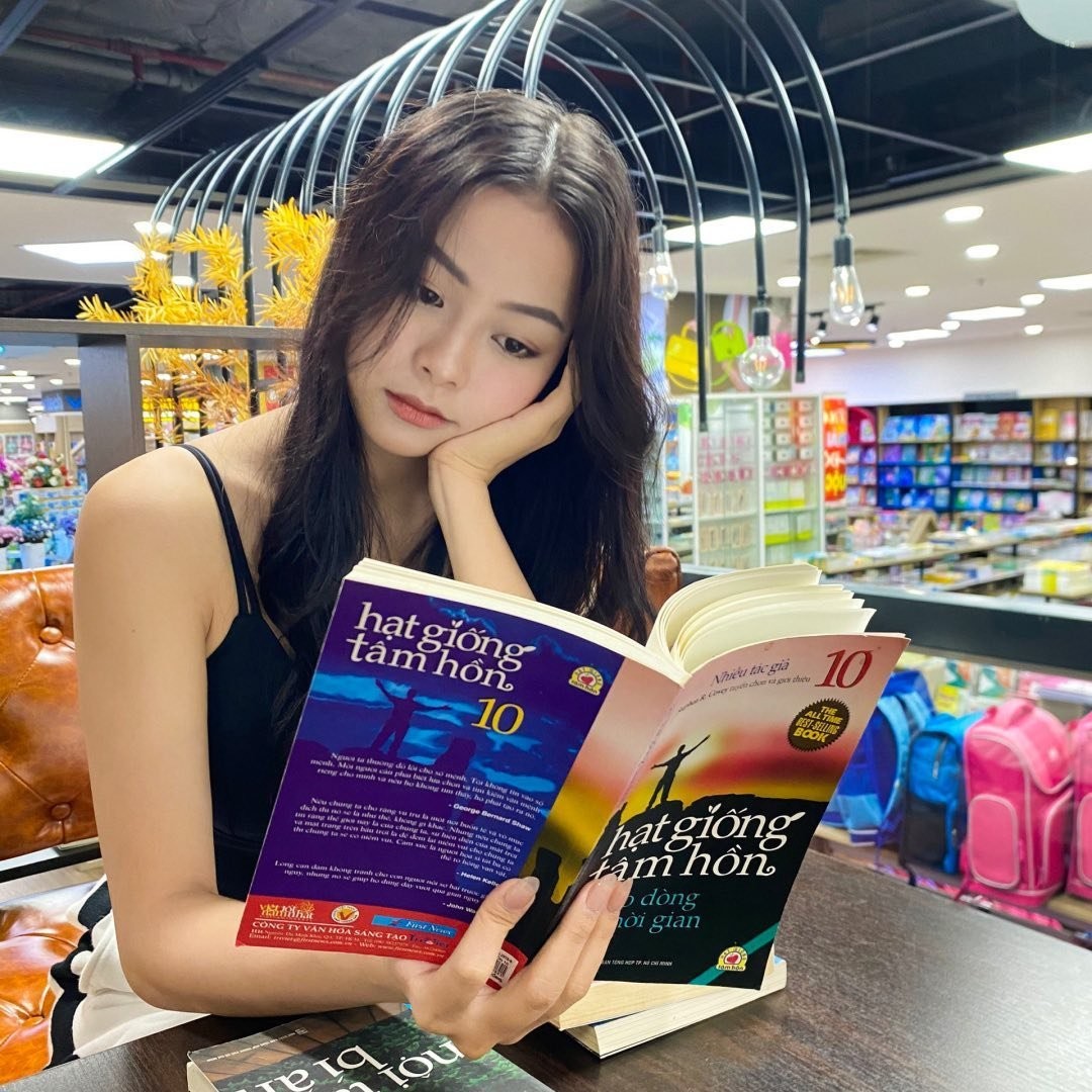 Nhan sắc đời thường của Tân Hoa hậu Ý Nhi và 2 Á hậu Miss World Vietnam 2023 - Ảnh 5