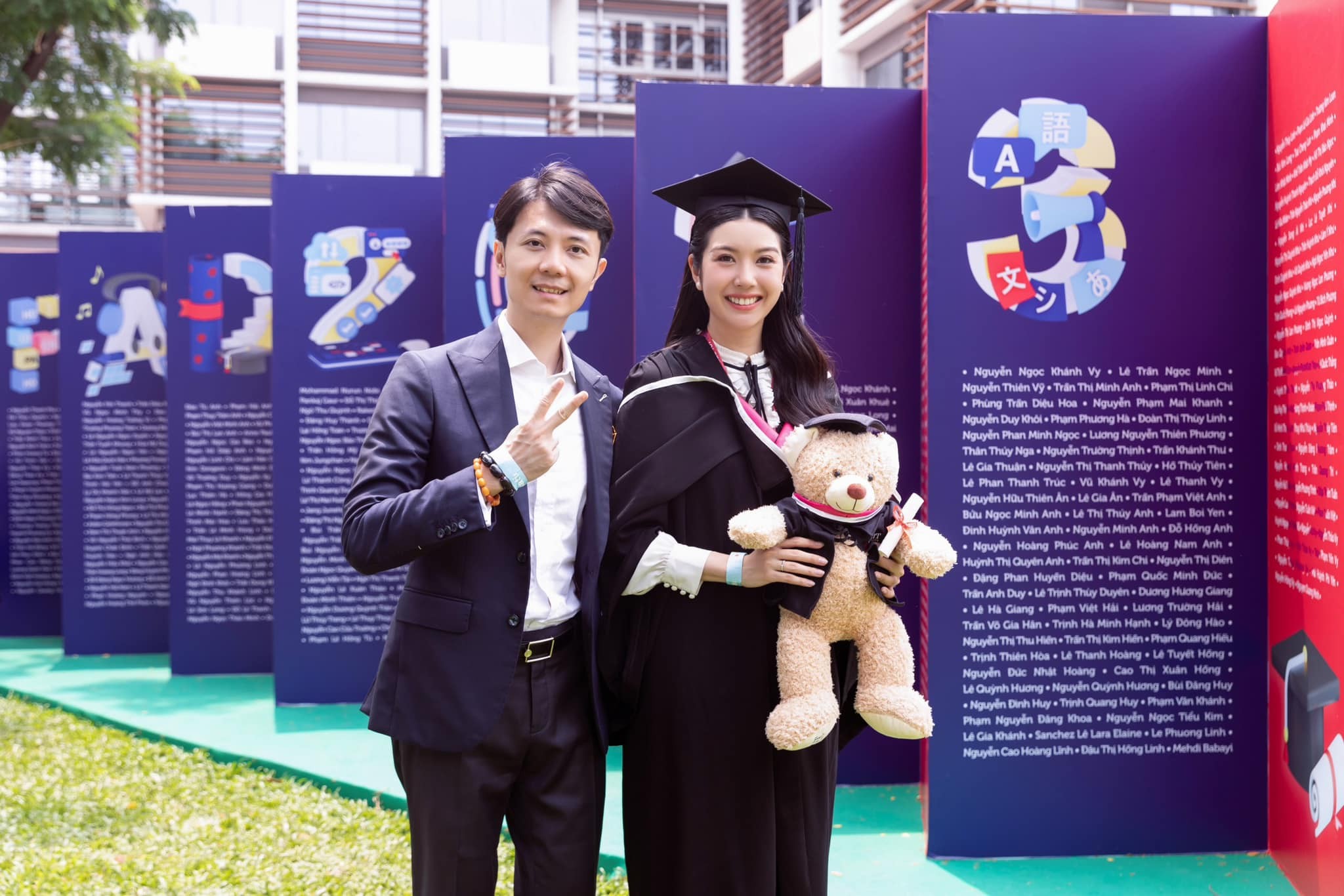 Á hậu Thúy Vân đăng ảnh cực tình bên chồng nhân kỉ niệm 3 năm ngày cưới - Ảnh 3