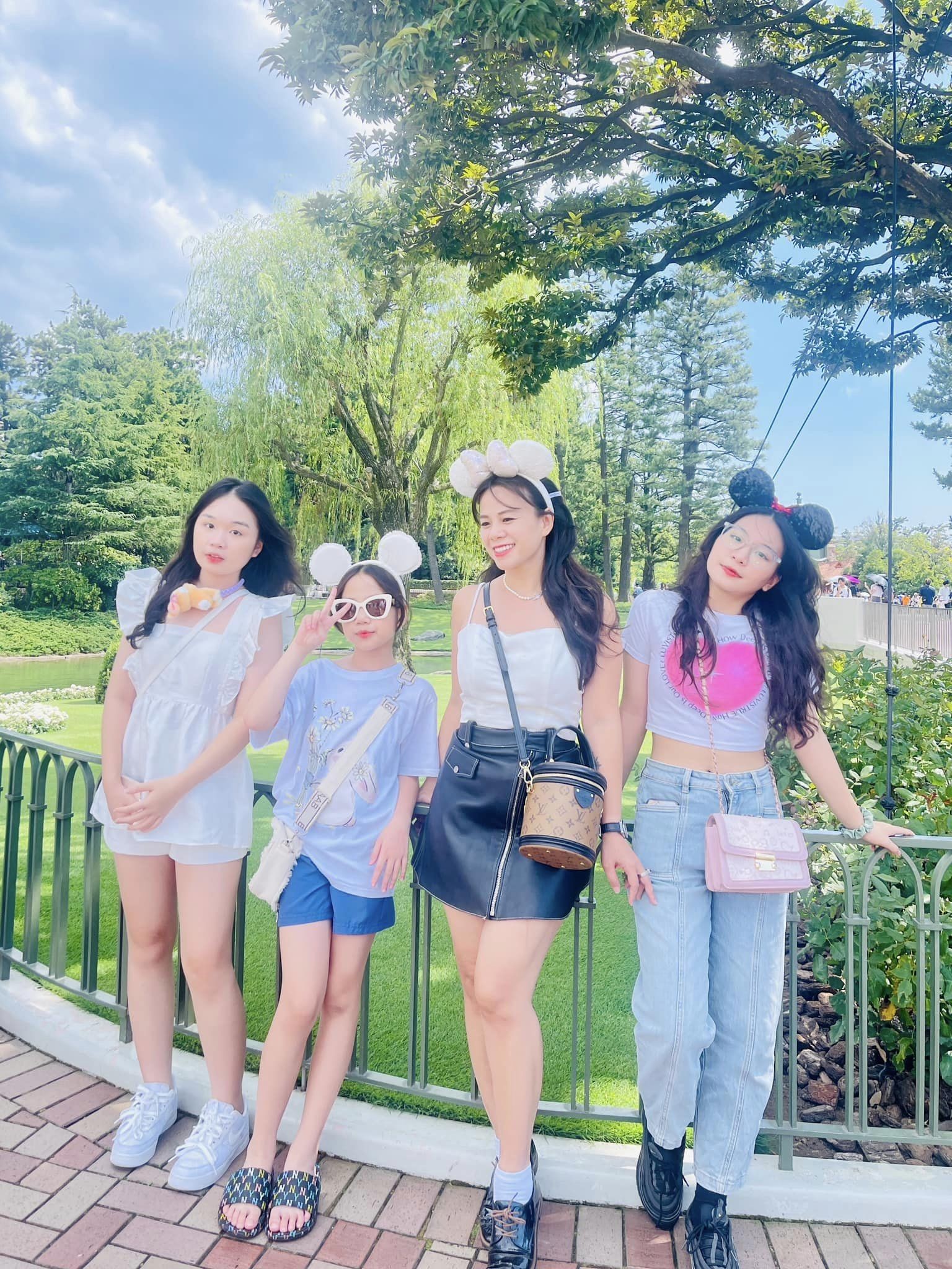 Động thái của Đào Lan Hương cùng các con khi shark Bình tổ chức lễ ăn hỏi với Phương Oanh - Ảnh 3