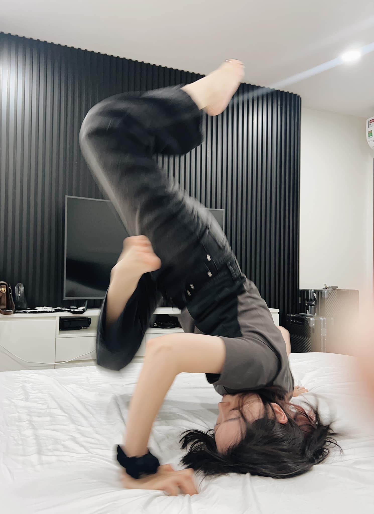 Phương Nga vui mừng khi chồng đồng ý đu concert cùng. Ảnh: FBNV.