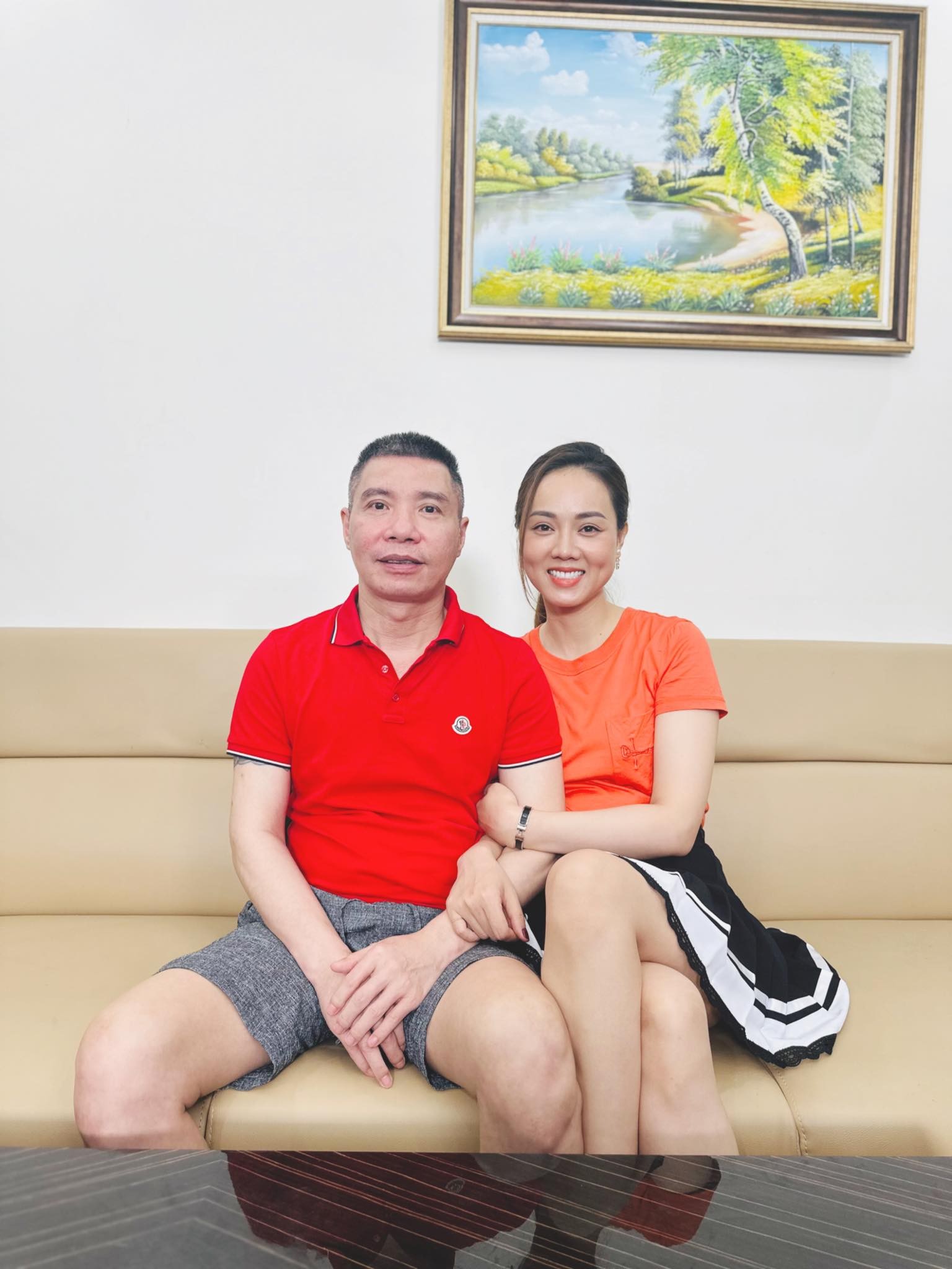 Bà xã thẳng thắn 'phê bình' NSND Công Lý vì hay cãi vợ - Ảnh 1