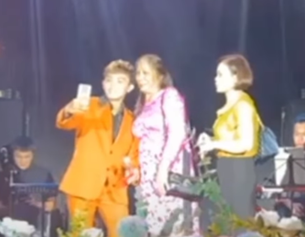 Hồ Văn Cường được khen vì hành động tinh tế - Ảnh 1