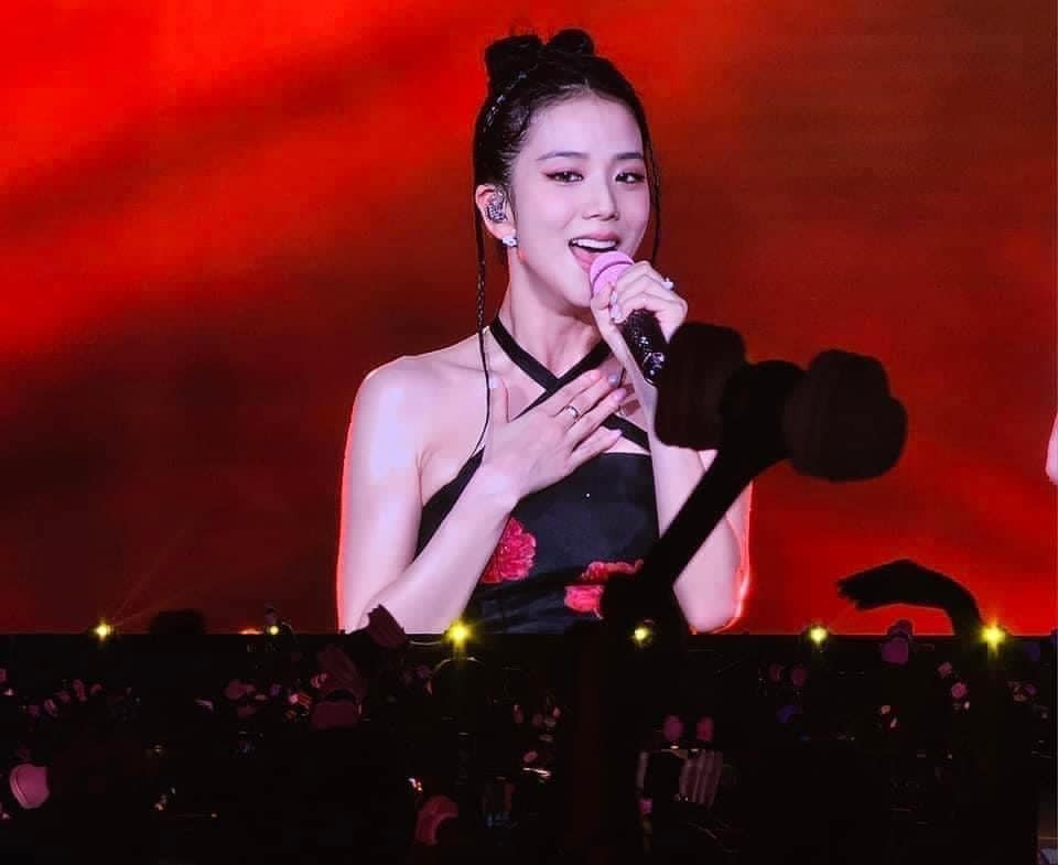 Nhan sắc của Jisoo tại concert BornPink Hà Nội. Nhan sắc của Jisoo tại concert BornPink Hà Nội.