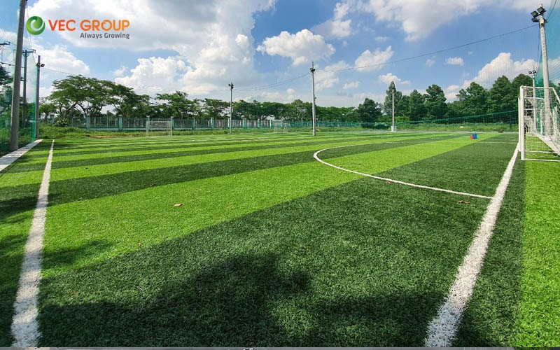 VEC GROUP - 15 năm kinh nghiệm trong thi công các công trình cỏ nhân tạo - Ảnh 1