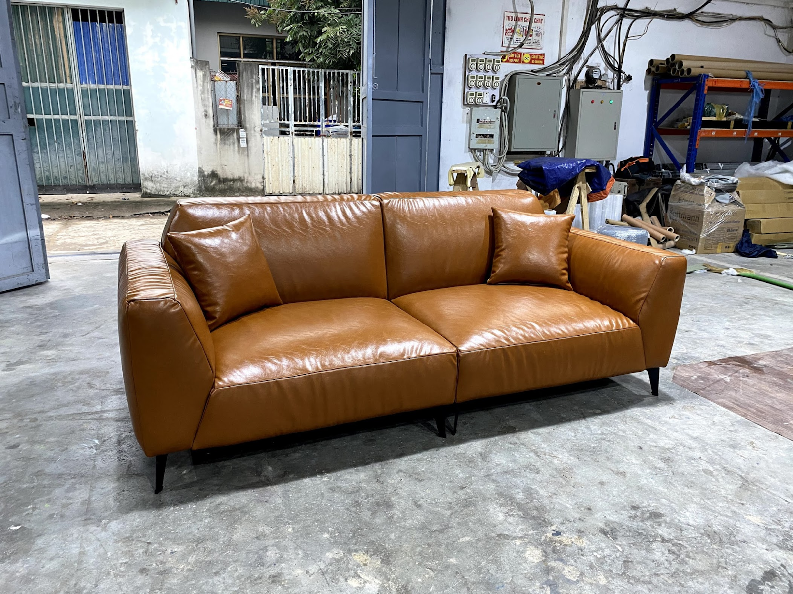 Sofa tại Topsofa luôn được cập nhật, thiết kế theo xu hướng mới nhất trên thị trường và may đo theo yêu cầu của khách hàng