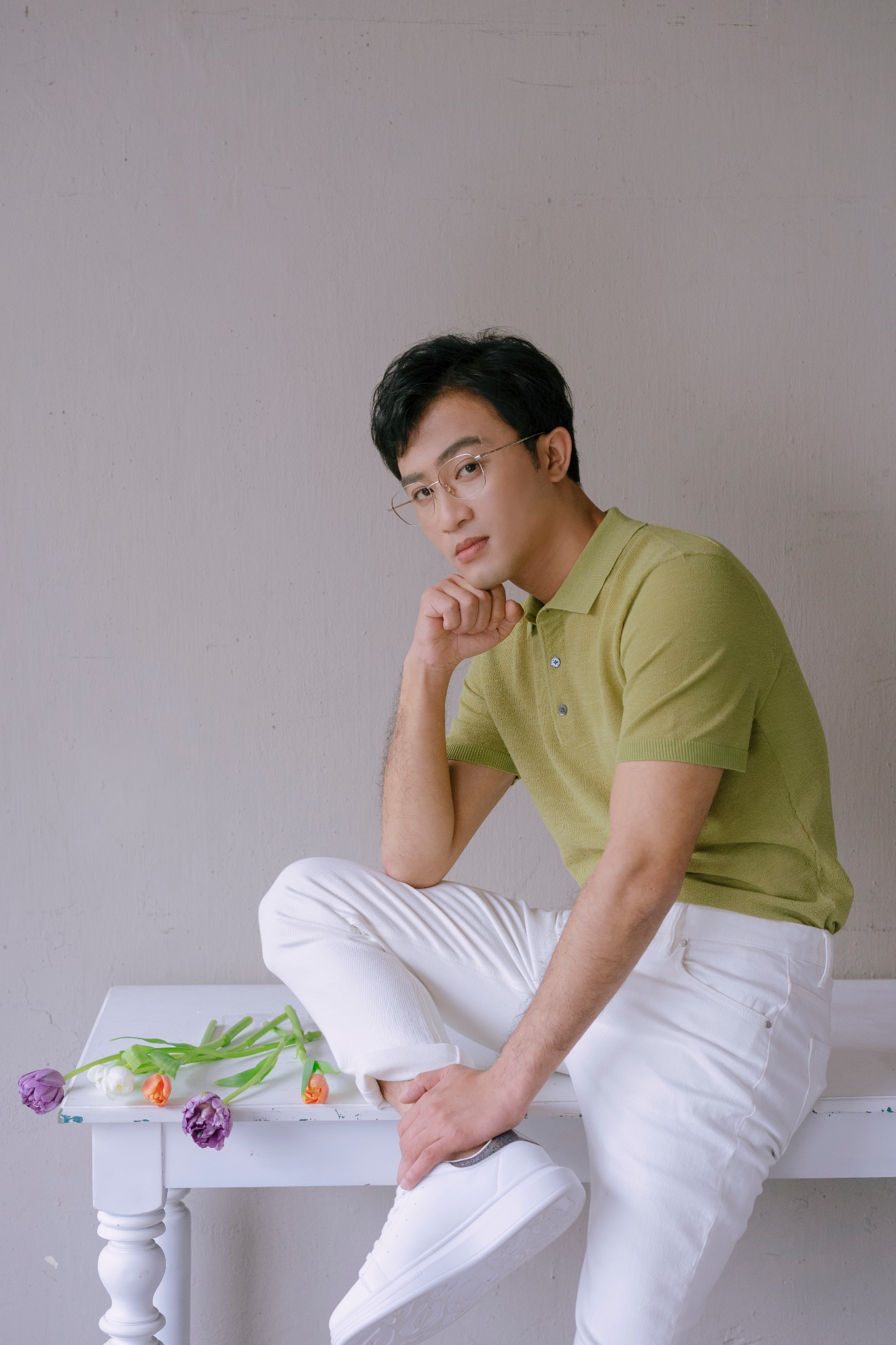 Doãn Quốc Đam trong tạo hình không khác gì các soái ca trong phim Hàn Doãn Quốc Đam trong tạo hình không khác gì các soái ca trong phim Hàn