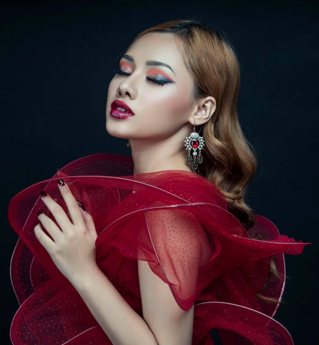 Ceisa Vu và con đường trở thành cô chủ chuỗi kinh doanh hoa tươi đình đám 2 Ceisa Vu và con đường trở thành cô chủ chuỗi kinh doanh hoa tươi đình đám 2