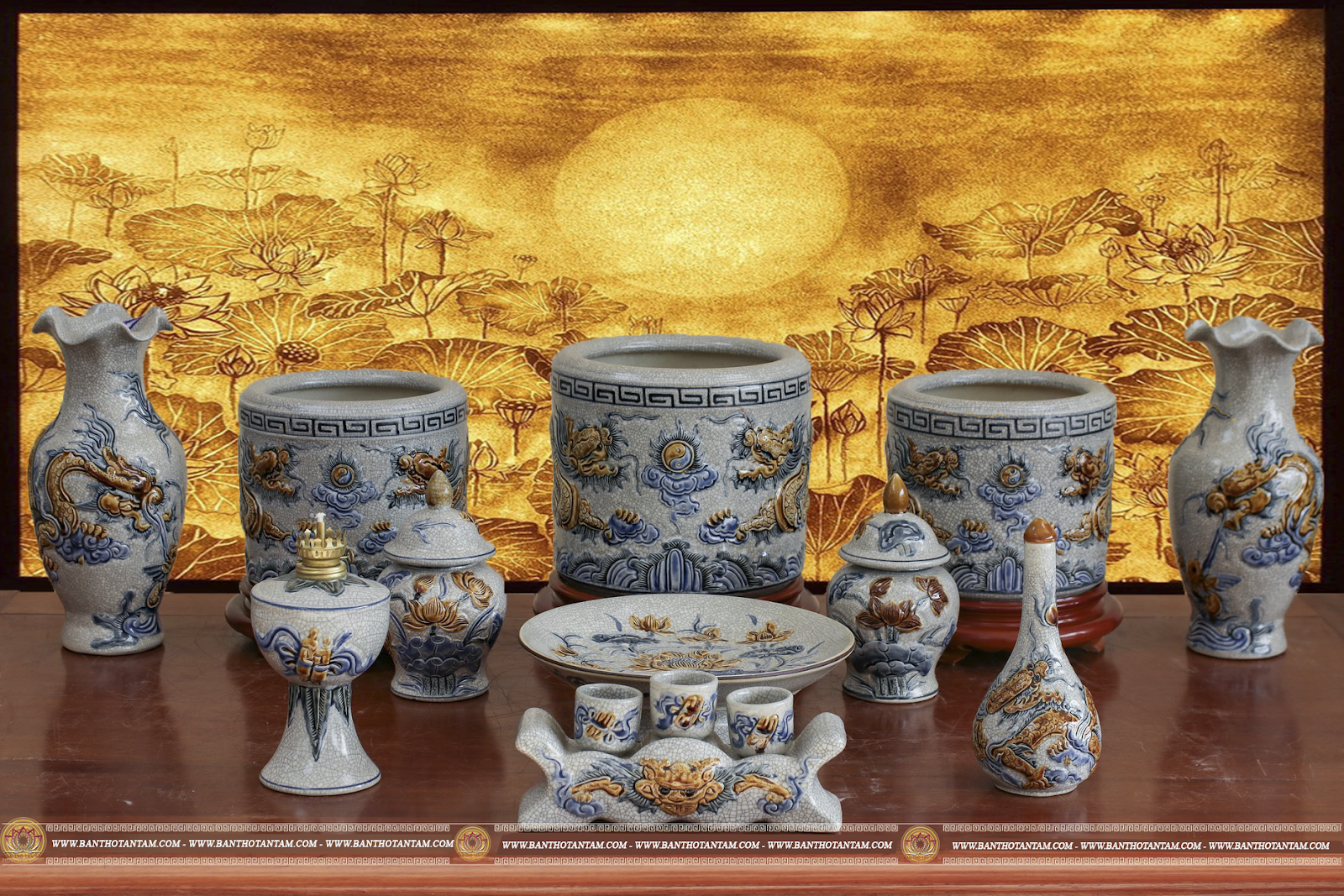 Những lưu ý khi chọn bộ đồ thờ mà bạn nên biết - Ảnh 1