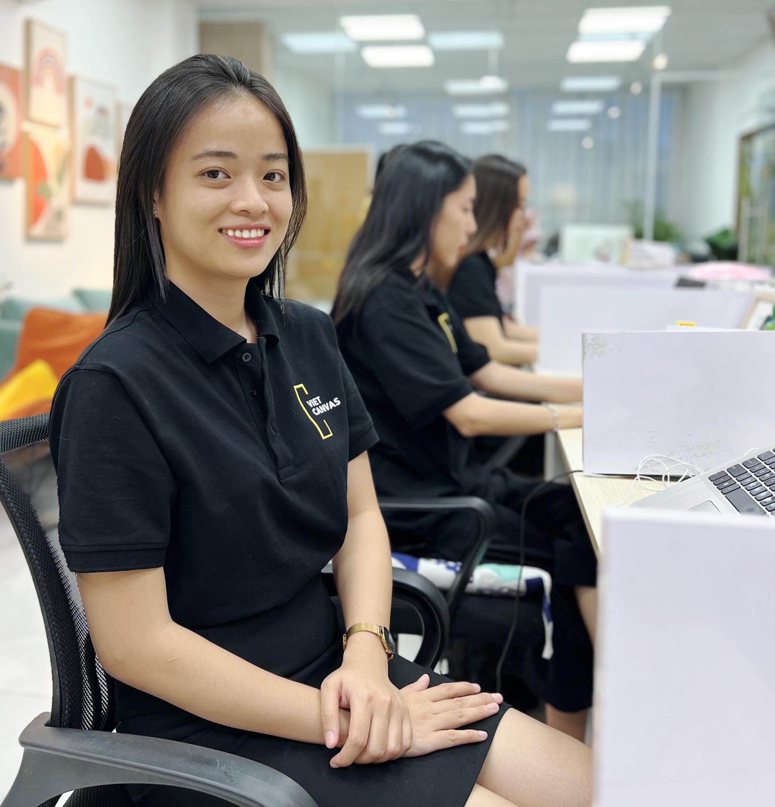 Lý do giới trẻ hiện nay mê tít xu hướng tranh treo tường Viet Canvas - Ảnh 3