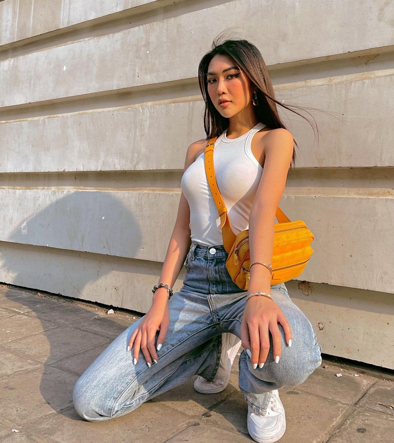 Style quần ống rộng tiếp tục chứng minh độ 'hot' khi được mỹ nhân Việt tích cực lăng xê - Ảnh 4 Style quần ống rộng tiếp tục chứng minh độ 'hot' khi được mỹ nhân Việt tích cực lăng xê - Ảnh 4