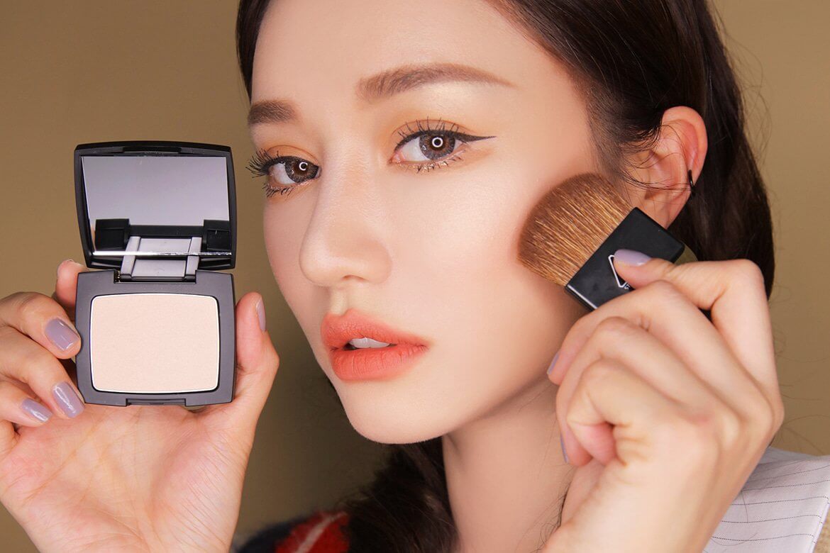 Những sai lầm khi đắp mặt nạ khiến bạn 'tiền mất tật mang' - Ảnh 6 Những sai lầm khi đắp mặt nạ khiến bạn 'tiền mất tật mang' - Ảnh 6